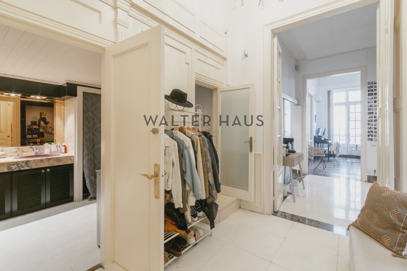 5 soveværelse Lejlighed til salg i Barcelona by med swimmingpool - € 1.600.000 (Ref: 8153027)