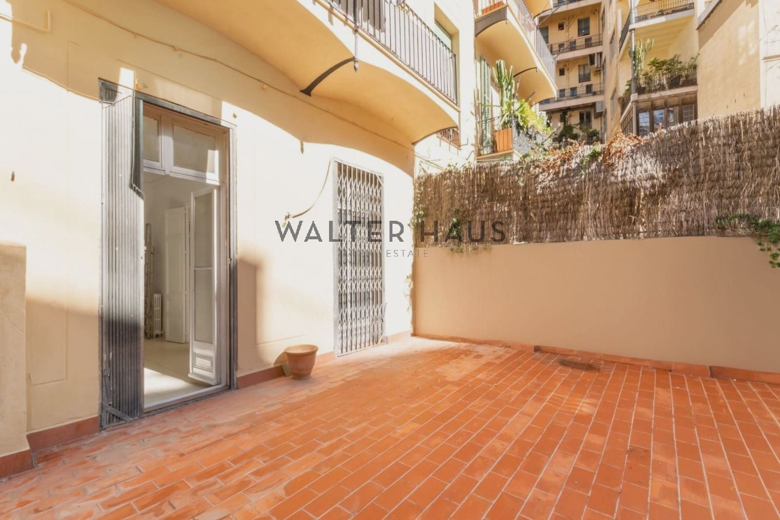 5 soveværelse Lejlighed til salg i Barcelona by med swimmingpool - € 1.600.000 (Ref: 8153027)