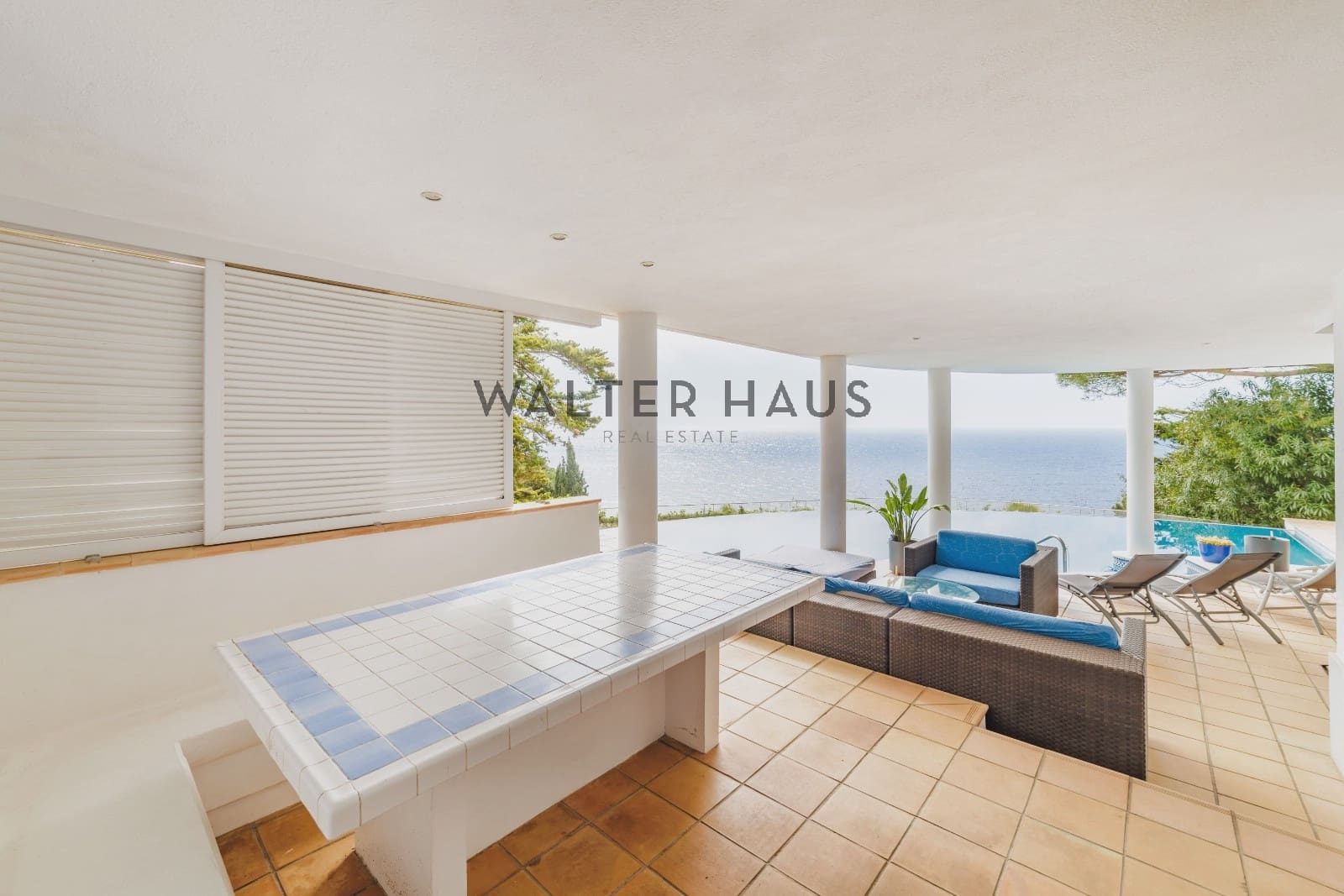 4 soveværelse Villa til salg i Lloret de Mar med swimmingpool - € 2.950.000 (Ref: 8211881)