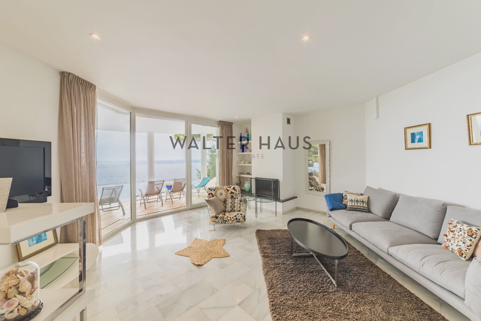 4 soveværelse Villa til salg i Lloret de Mar med swimmingpool - € 2.950.000 (Ref: 8211881)