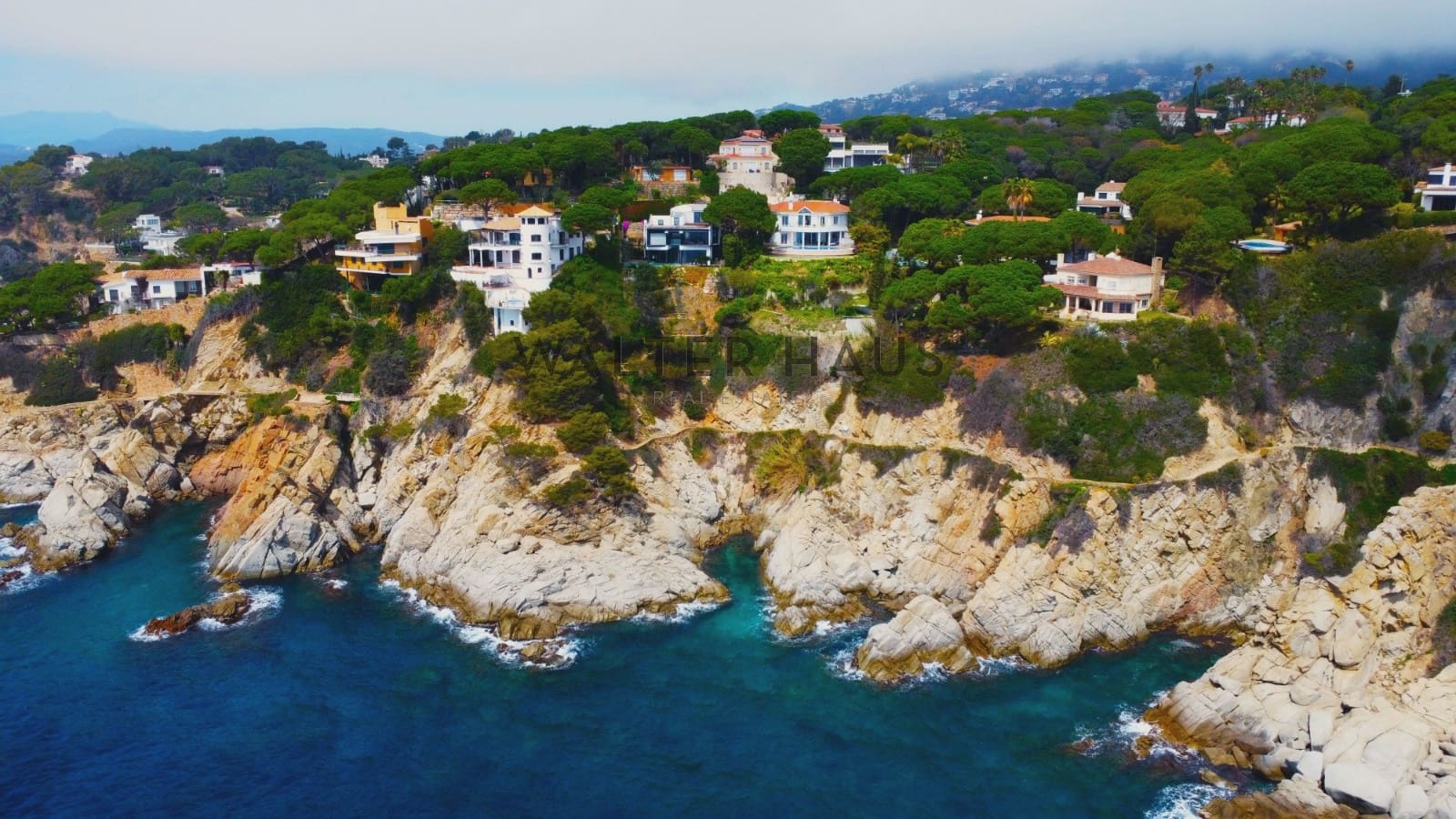 4 soveværelse Villa til salg i Lloret de Mar med swimmingpool - € 2.950.000 (Ref: 8211881)