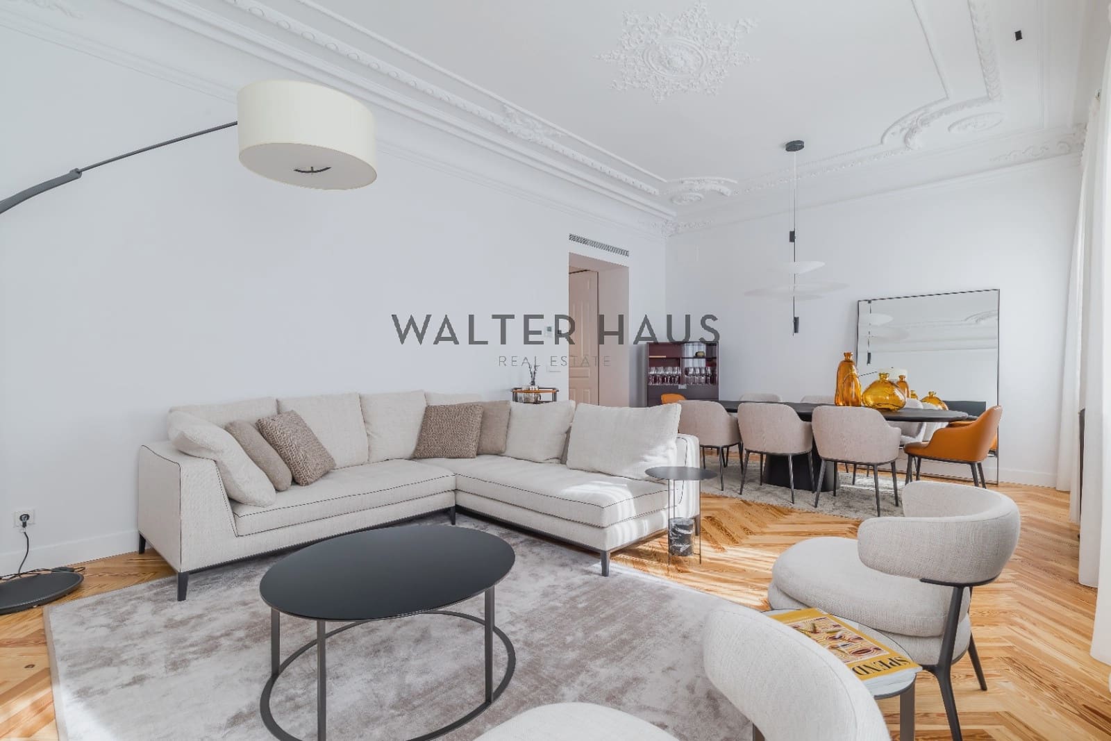 3 bedroom Flat for sale in Madrid city with pool - € 2,400,000 (Ref: 8221773)