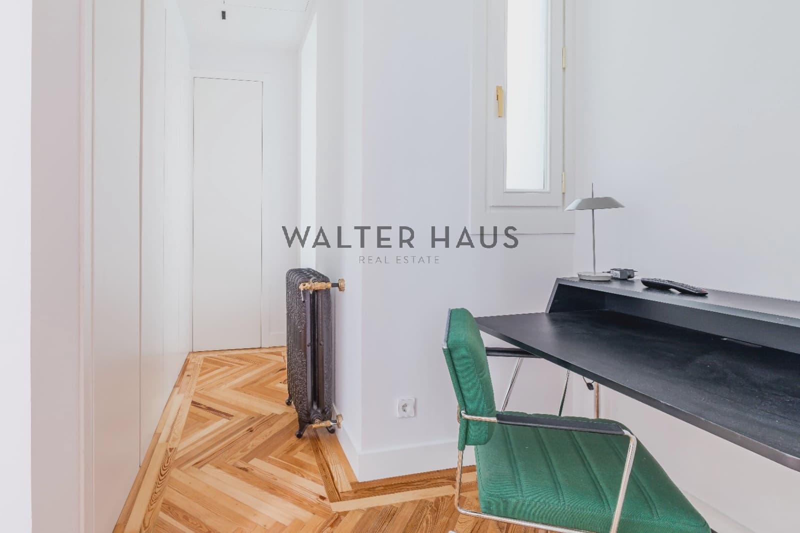 3 bedroom Flat for sale in Madrid city with pool - € 2,400,000 (Ref: 8221773)