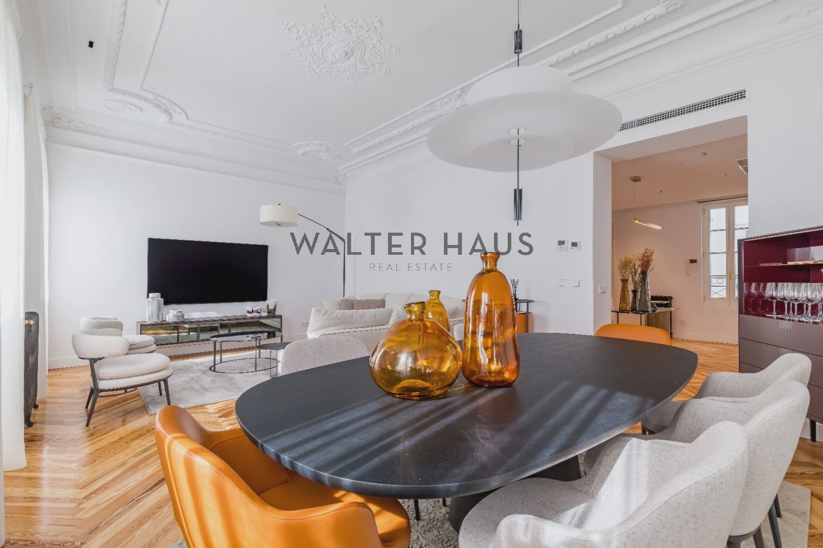 3 bedroom Flat for sale in Madrid city with pool - € 2,400,000 (Ref: 8221773)