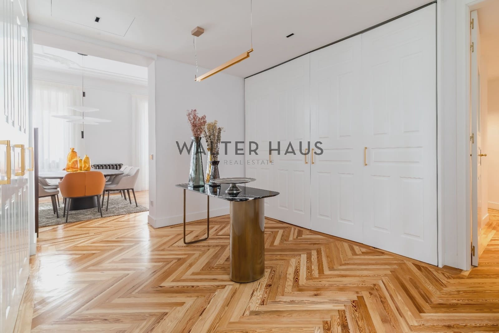 3 bedroom Flat for sale in Madrid city with pool - € 2,400,000 (Ref: 8221773)