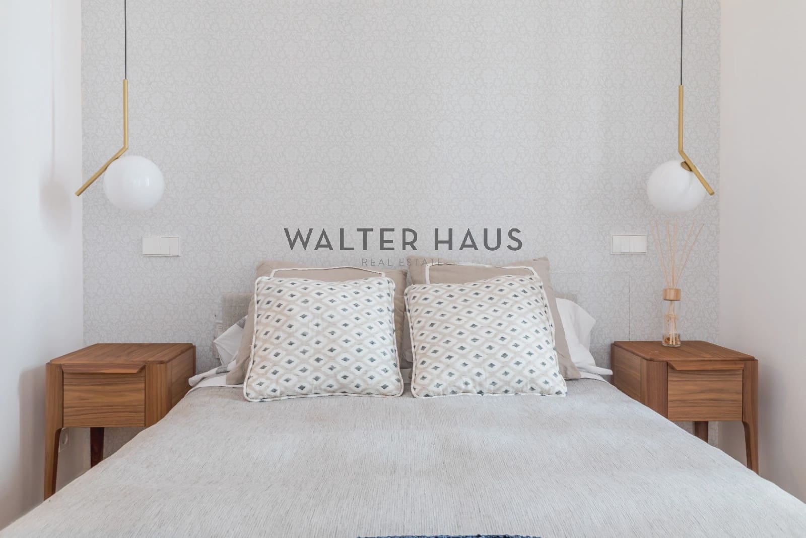 3 bedroom Flat for sale in Madrid city with pool - € 2,400,000 (Ref: 8221773)