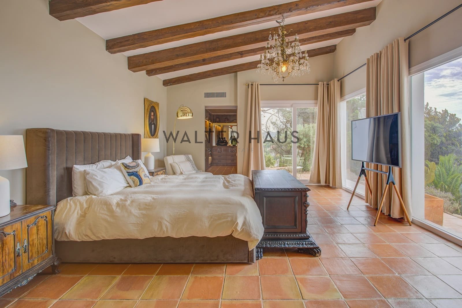 5 slaapkamer Villa te koop in Calonge i Sant Antoni - € 2.250.000 (Ref: 8312772)
