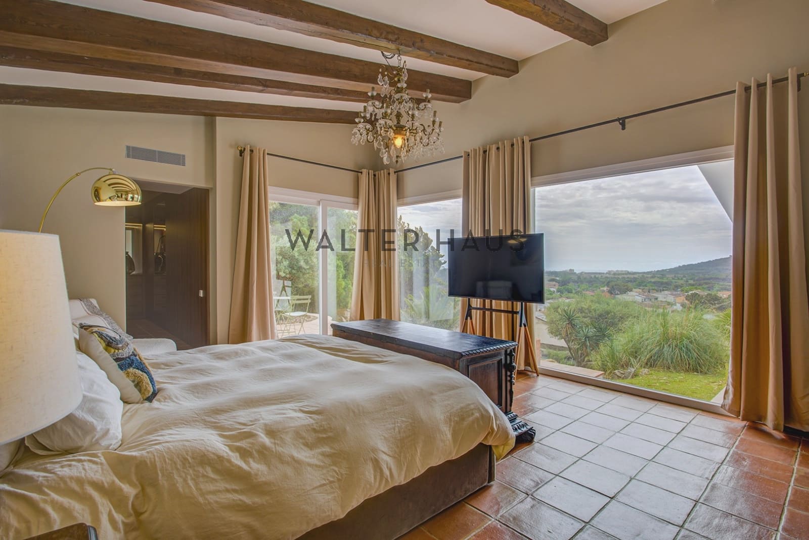 5 slaapkamer Villa te koop in Calonge i Sant Antoni - € 2.250.000 (Ref: 8312772)