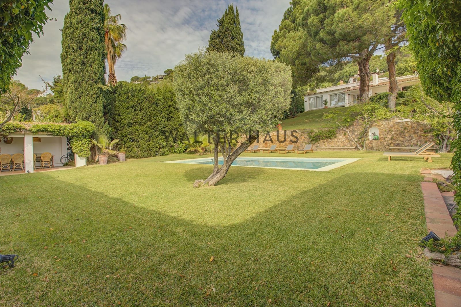 5 slaapkamer Villa te koop in Calonge i Sant Antoni - € 2.250.000 (Ref: 8312772)