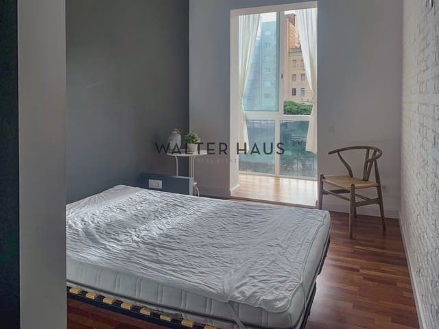 1 quarto Apartamento para arrendar em La Sagrada Família, Barcelona cidade - 1 262 € (Ref: 8329587)