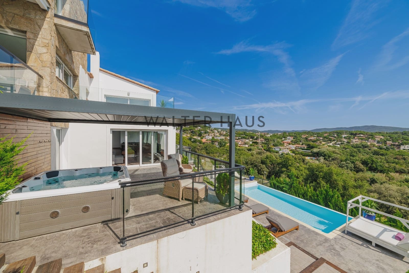 Chalet de 7 habitaciones en Calonge i Sant Antoni en venta con piscina - 1.300.000 € (Ref: 8353392)