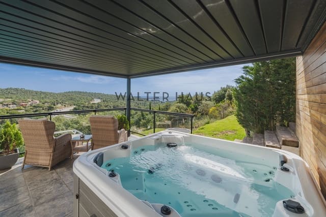 7 chambre Villa/Maison à vendre à Calonge i Sant Antoni avec piscine - 1 300 000 € (Ref: 8353392)