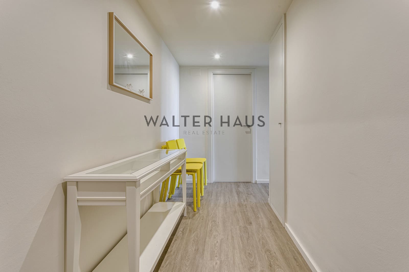 2 soveværelse Lejlighed til salg i Barcelona by med swimmingpool - € 1.300.000 (Ref: 8370191)