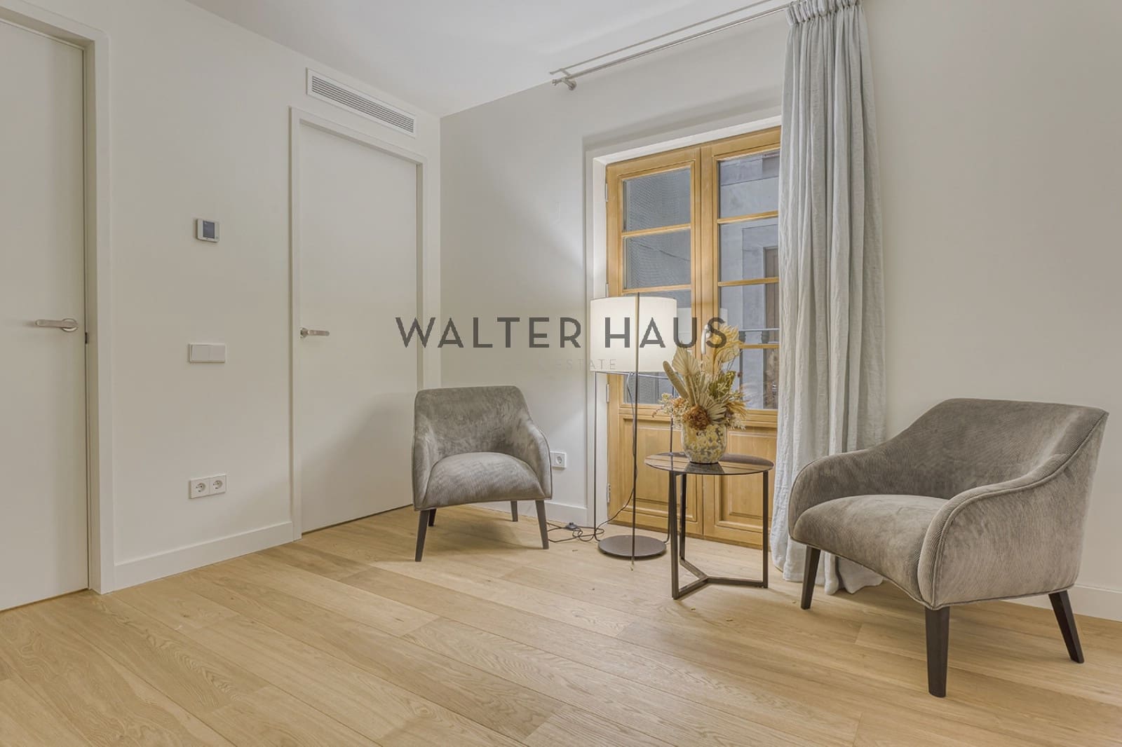 3 bedroom Apartment for sale in Barcelona city - € 2,158,000 (Ref: 8383603)