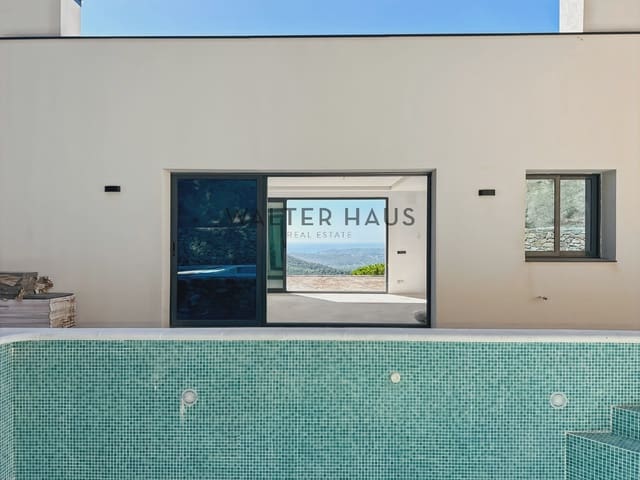 3 camera da letto Villa in vendita in Santa Cristina d'Aro con piscina - 795.000 € (Rif: 8396174)