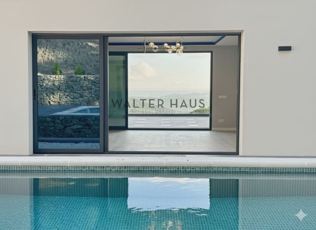 3 slaapkamer Villa te koop in Santa Cristina d'Aro met zwembad - € 849.000 (Ref: 8396174)