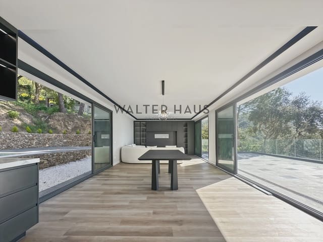 3 soverom Villa til salgs i Santa Cristina d'Aro - € 945 000 (Ref: 8396174)