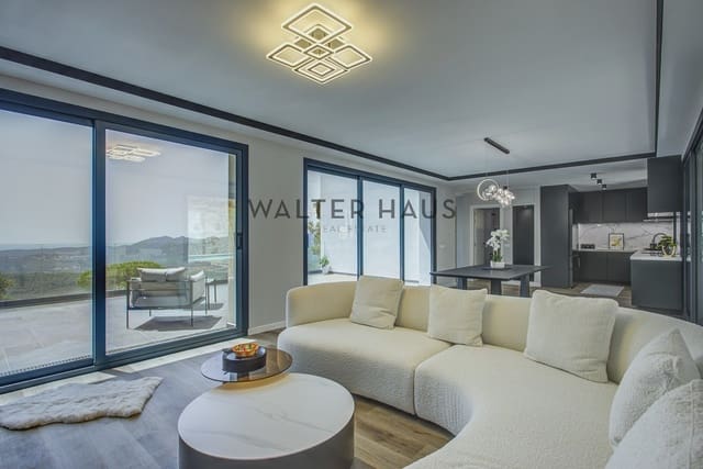 3 soveværelse Villa til salg i Santa Cristina d'Aro - € 945.000 (Ref: 8396174)