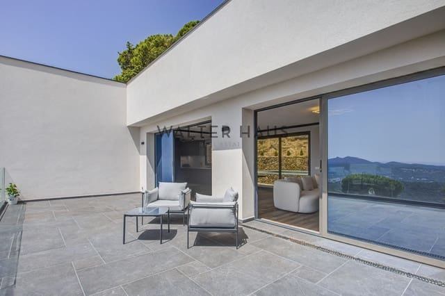 3 soveværelse Villa til salg i Santa Cristina d'Aro - € 945.000 (Ref: 8396174)