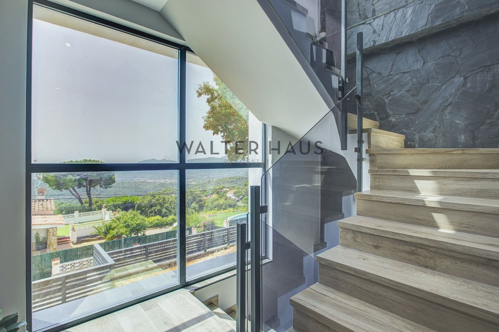 Chalet de 3 habitaciones en Santa Cristina d'Aro en venta - 945.000 € (Ref: 8396174)
