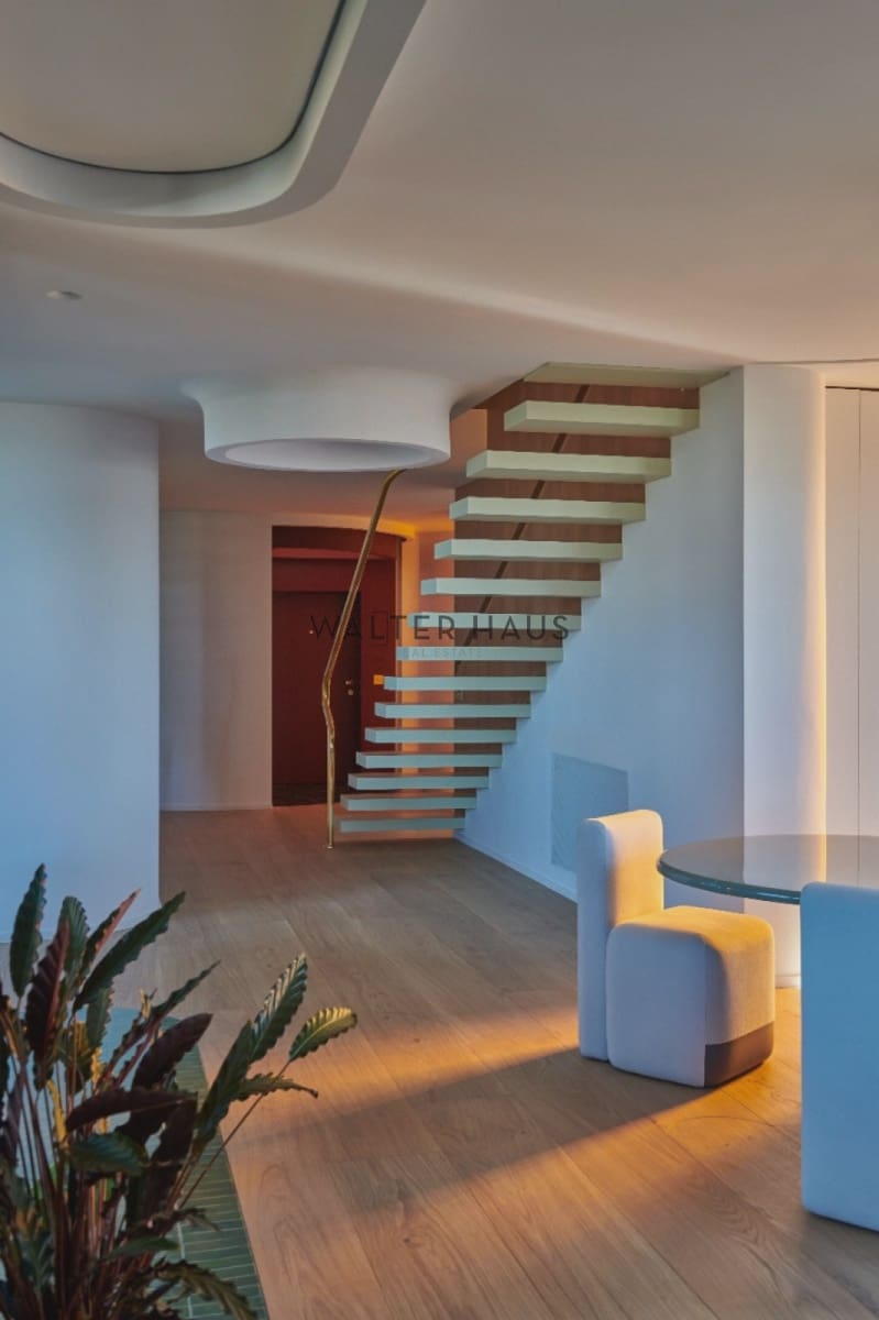 4 bedroom Apartment for sale in Madrid city with pool - € 3,500,000 (Ref: 8404091)