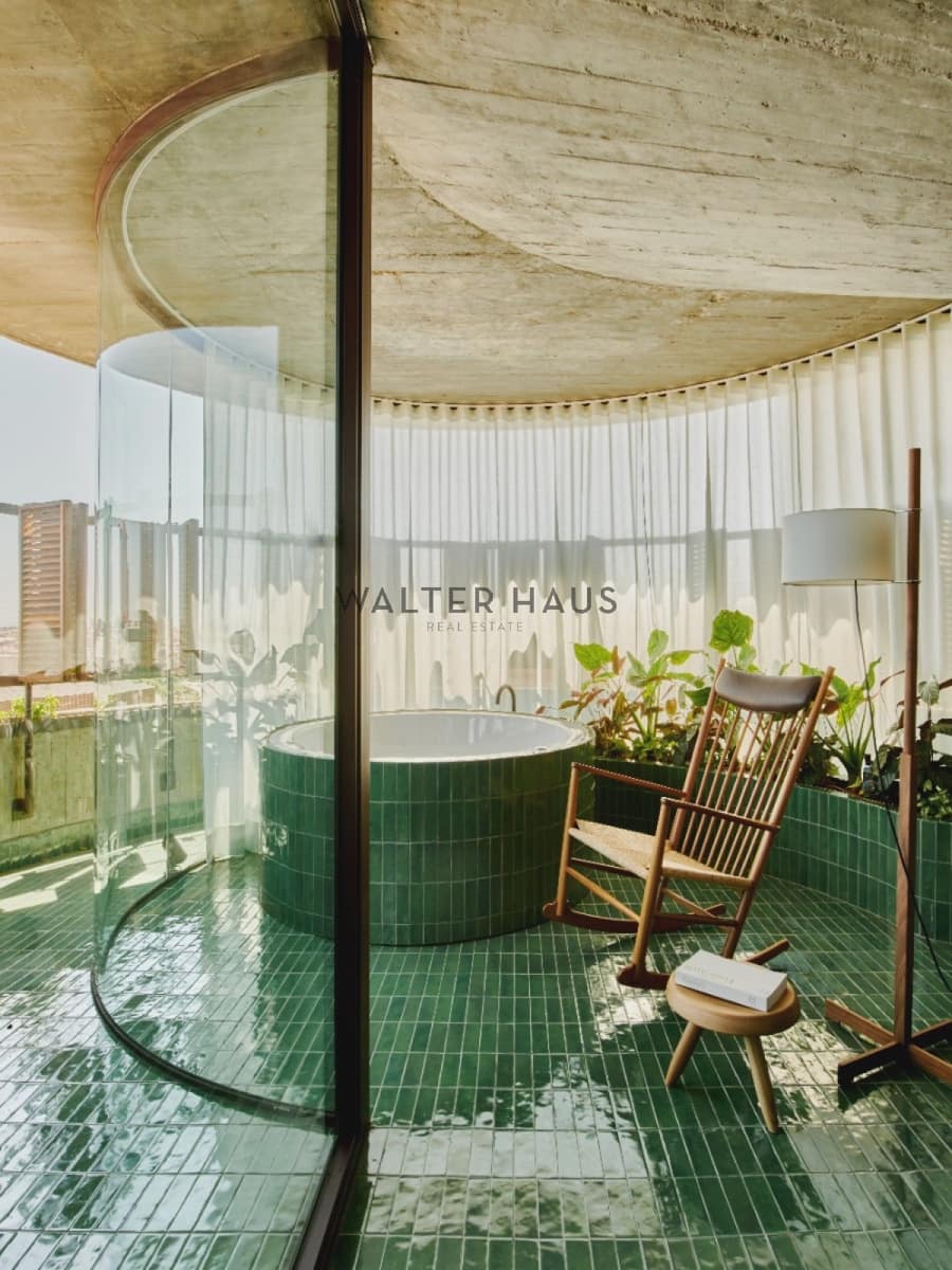 4 bedroom Apartment for sale in Madrid city with pool - € 3,500,000 (Ref: 8404091)