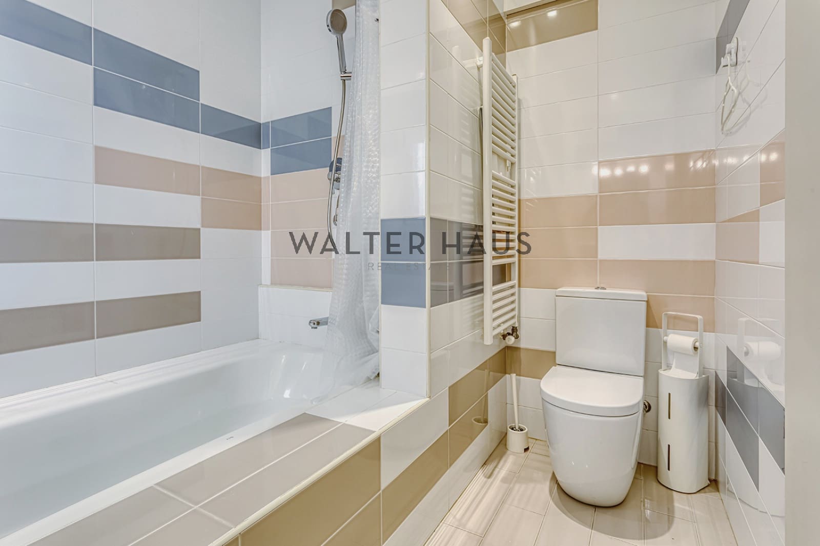 3 sovrum Villa till salu i Barcelona stad - 970 000 € (Ref: 8426747)