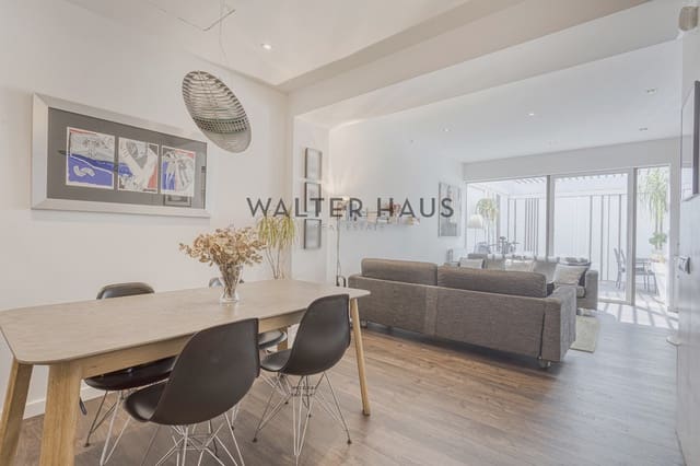 3 sovrum Villa till salu i El Poblenou, Barcelona stad - 970 000 € (Ref: 8426747)