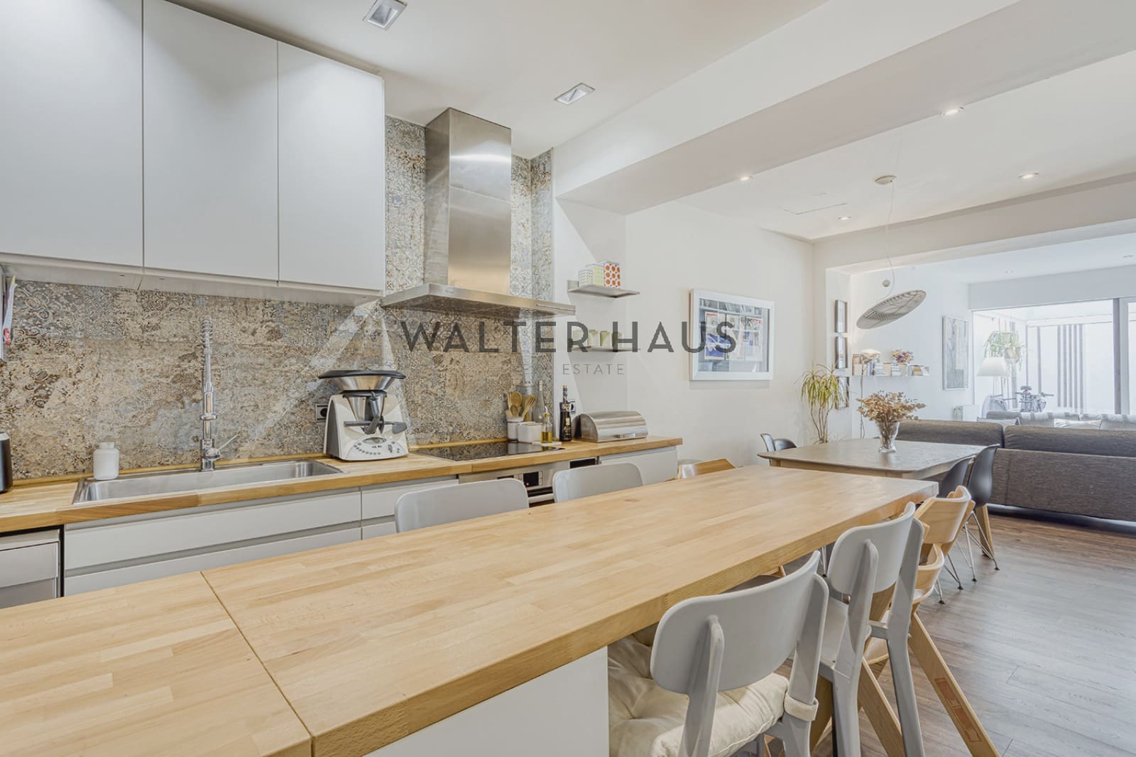 3 sovrum Villa till salu i Barcelona stad - 970 000 € (Ref: 8426747)