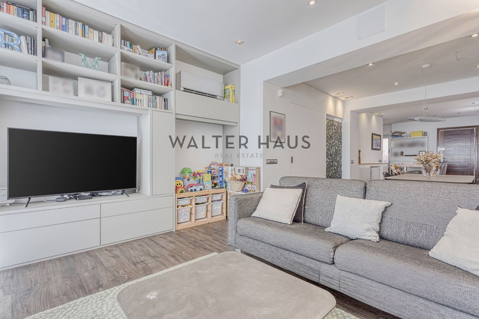 3 sovrum Villa till salu i Barcelona stad - 970 000 € (Ref: 8426747)