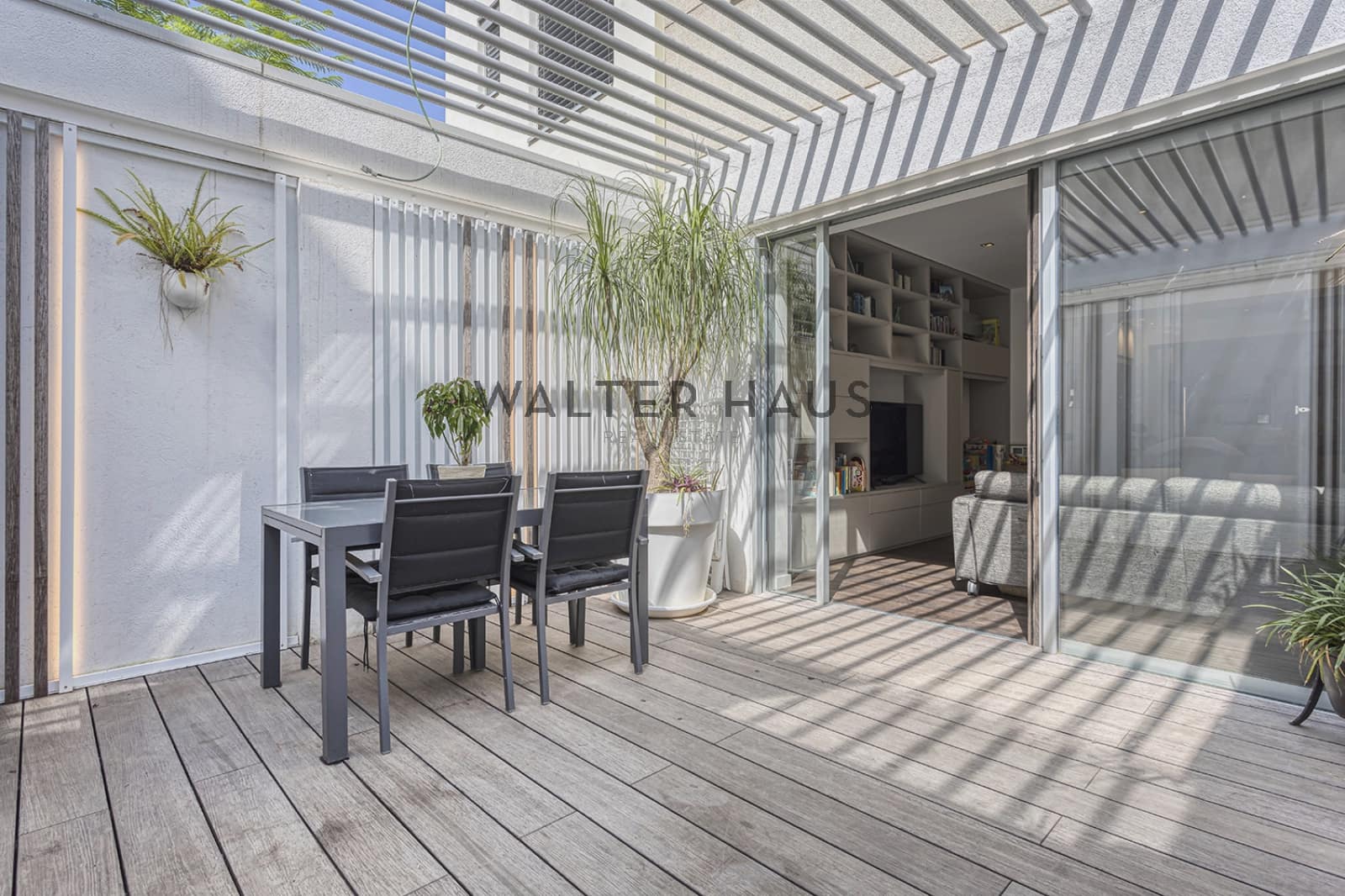 3 sovrum Villa till salu i Barcelona stad - 970 000 € (Ref: 8426747)