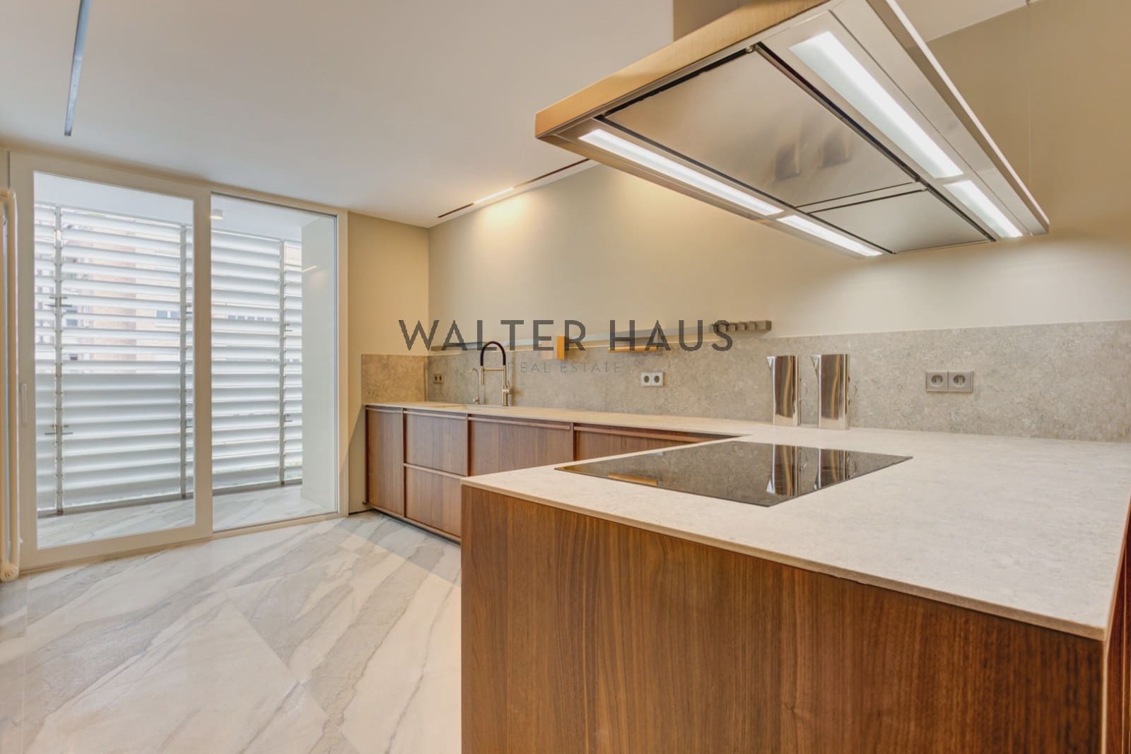 5 soveværelse Lejlighed til salg i Barcelona by - € 2.800.000 (Ref: 8438065)