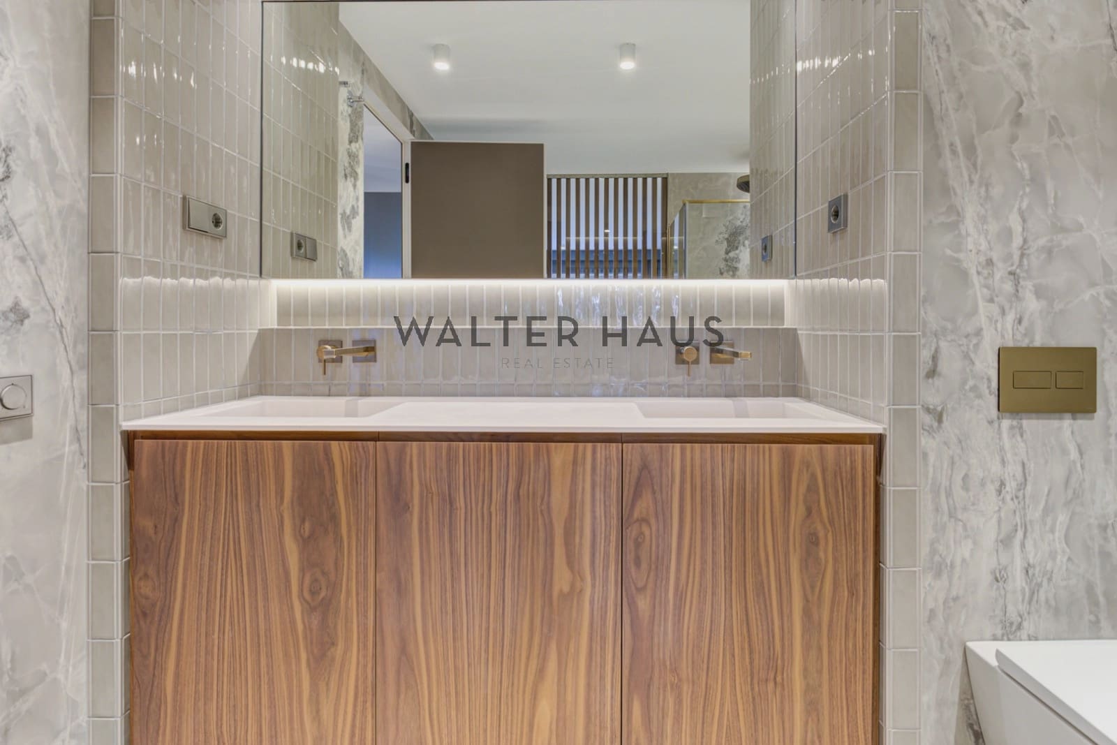 5 soveværelse Lejlighed til salg i Barcelona by - € 2.800.000 (Ref: 8438065)