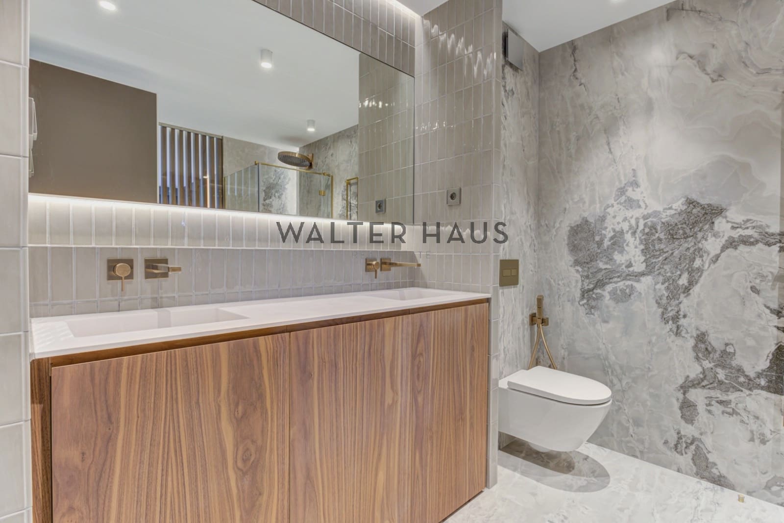 5 soveværelse Lejlighed til salg i Barcelona by - € 2.800.000 (Ref: 8438065)