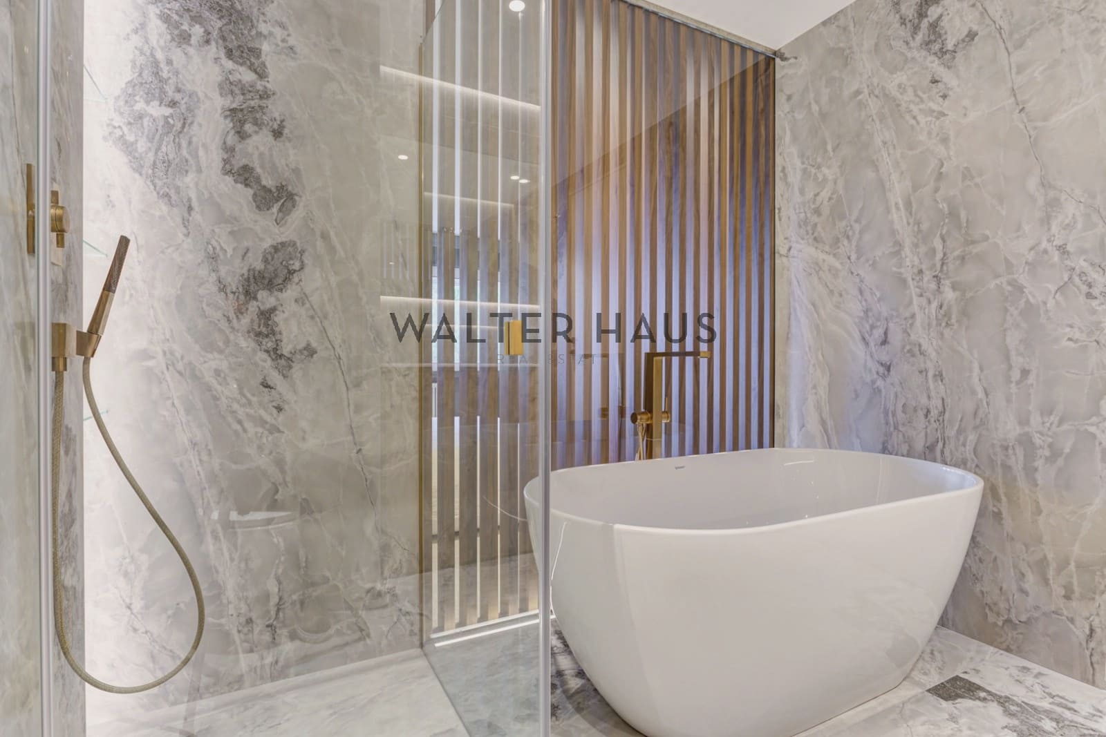 5 soveværelse Lejlighed til salg i Barcelona by - € 2.800.000 (Ref: 8438065)