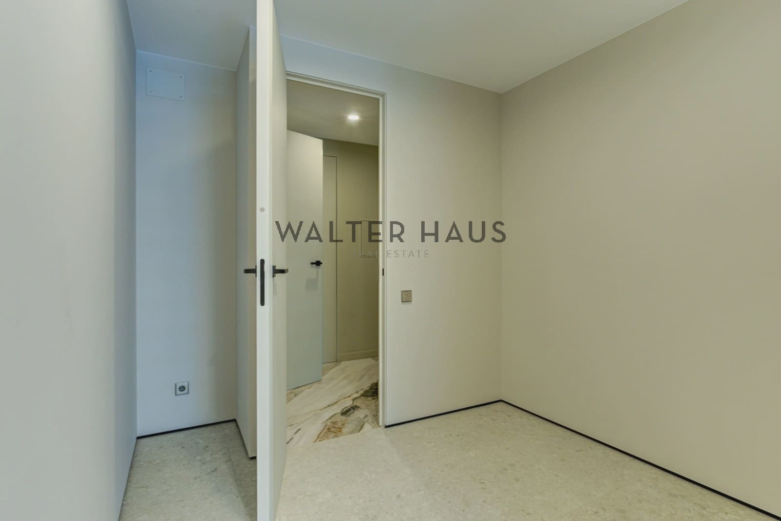 5 soveværelse Lejlighed til salg i Barcelona by - € 2.800.000 (Ref: 8438065)