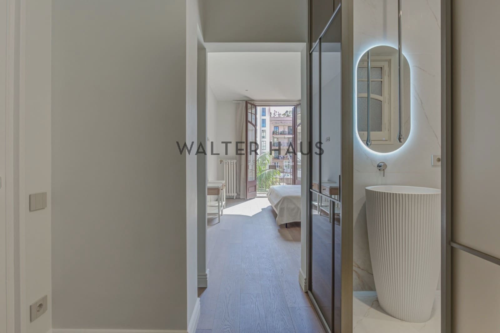 4 soveværelse Lejlighed til salg i Barcelona by - € 1.750.000 (Ref: 8438225)