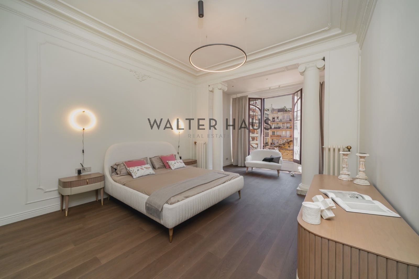 4 soveværelse Lejlighed til salg i Barcelona by - € 1.750.000 (Ref: 8438225)