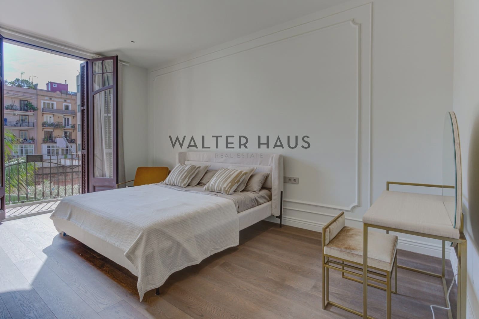 4 soveværelse Lejlighed til salg i Barcelona by - € 1.750.000 (Ref: 8438225)