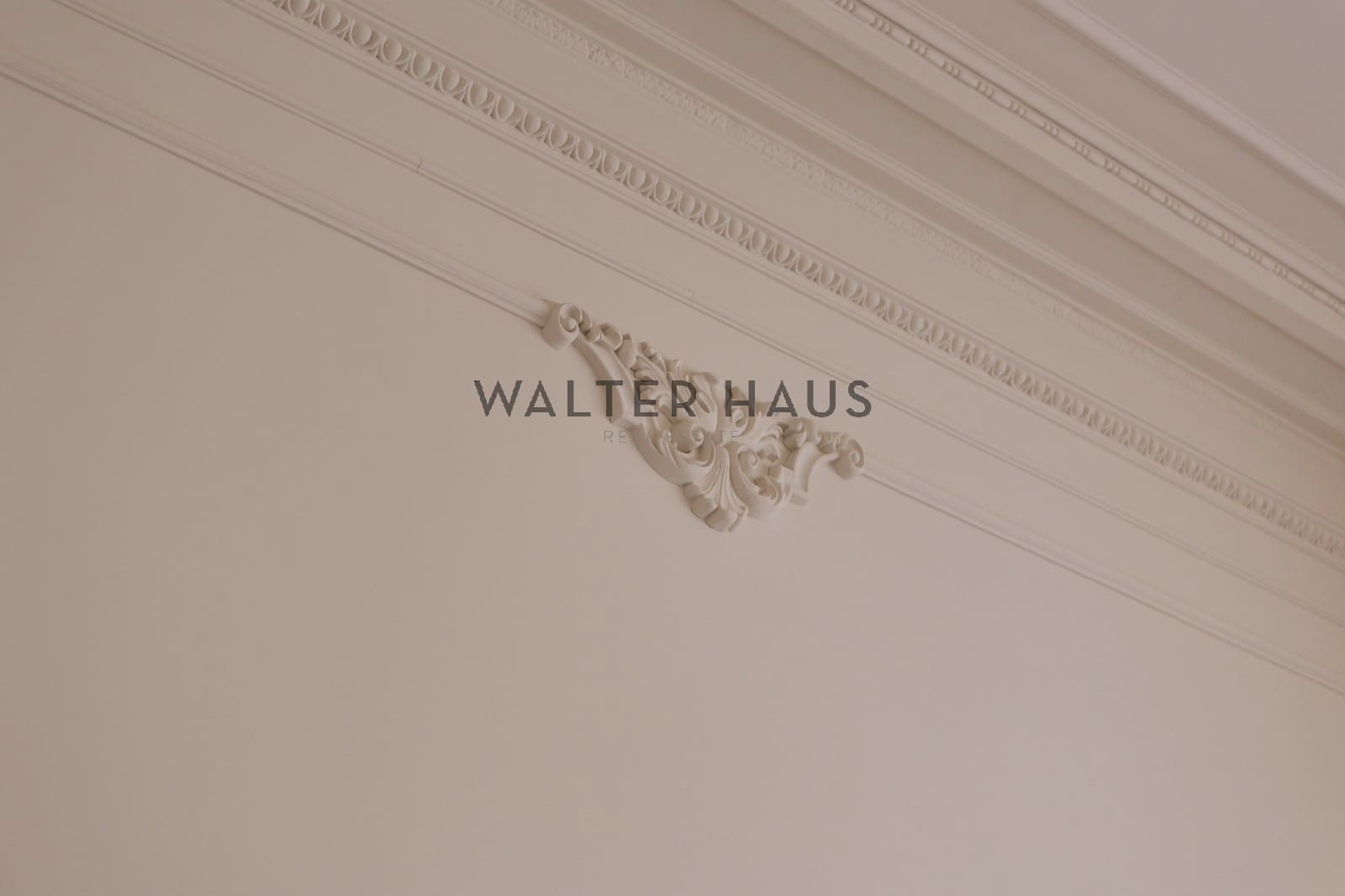 4 soveværelse Lejlighed til salg i Barcelona by - € 1.790.000 (Ref: 8438225)