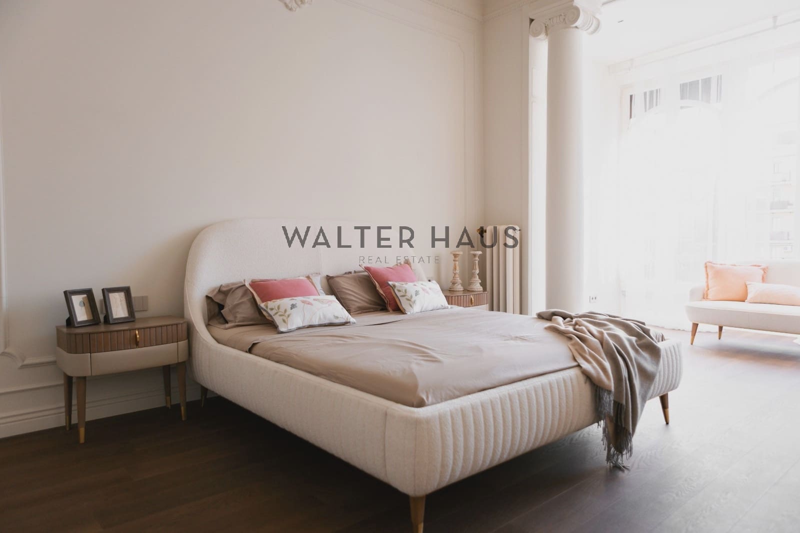 4 soveværelse Lejlighed til salg i Barcelona by - € 1.790.000 (Ref: 8438225)