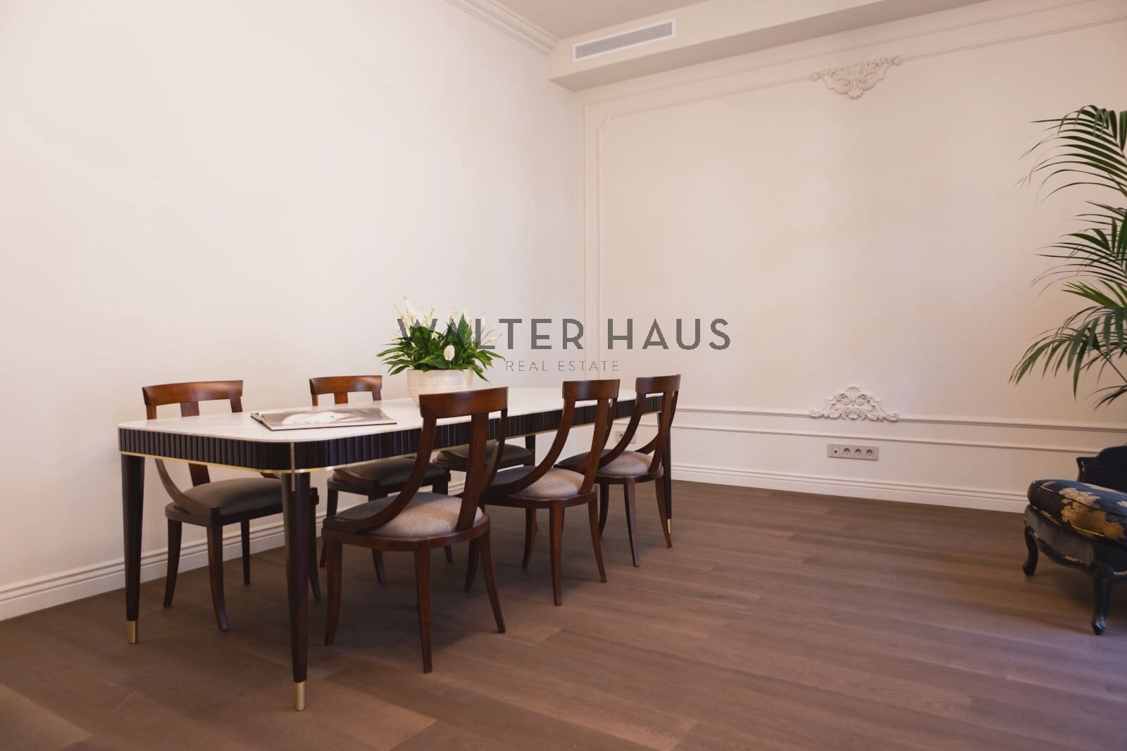 4 soveværelse Lejlighed til salg i Barcelona by - € 1.790.000 (Ref: 8438225)