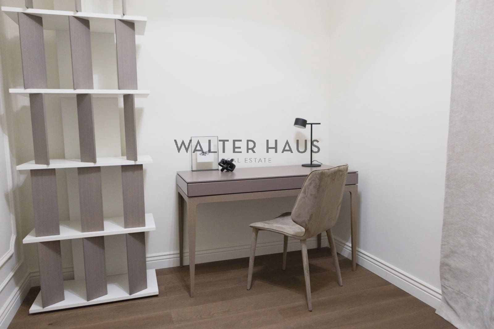 4 soveværelse Lejlighed til salg i Barcelona by - € 1.790.000 (Ref: 8438225)