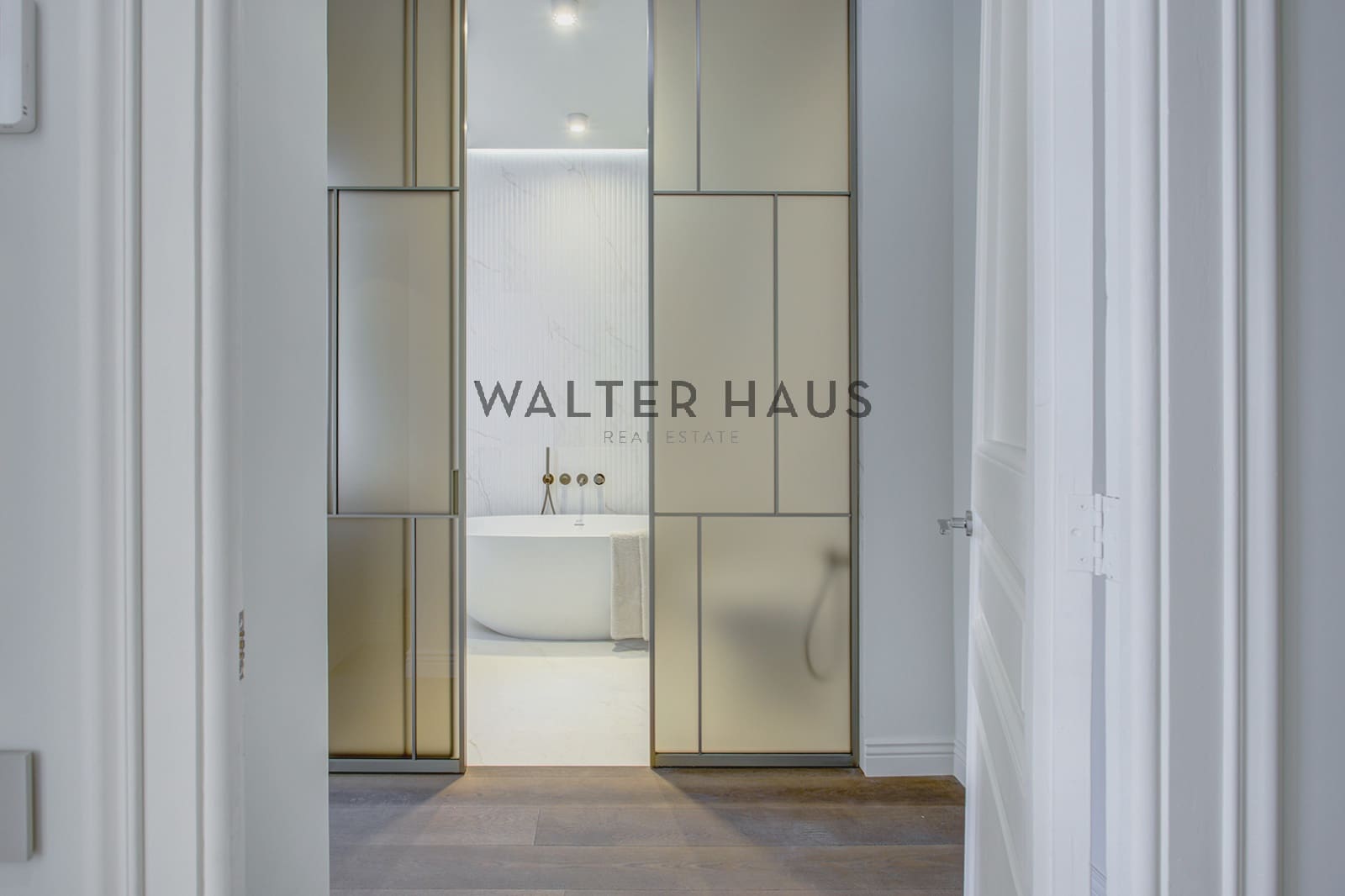 4 bedroom Flat for sale in Barcelona city - € 1,790,000 (Ref: 8438225)