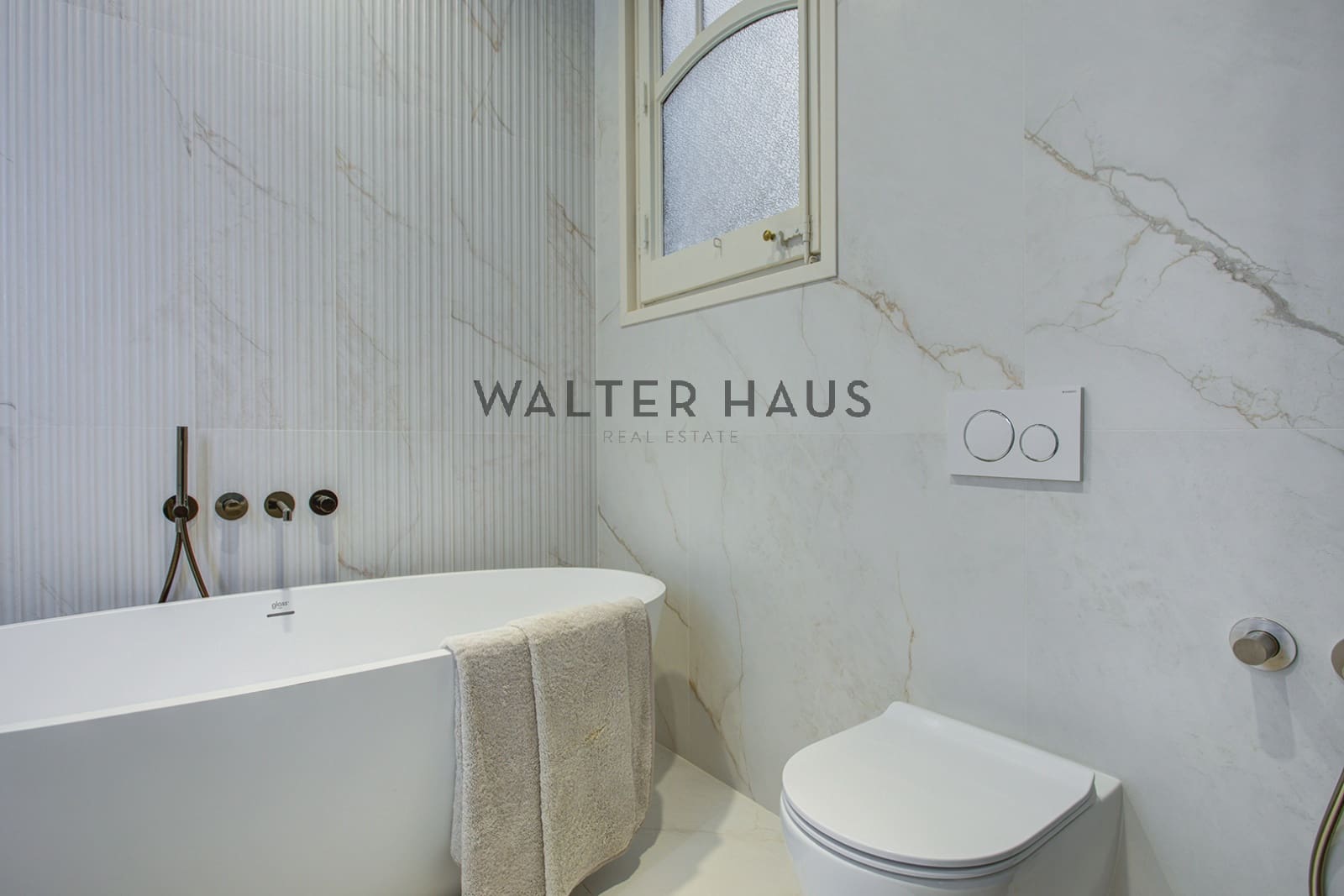 4 bedroom Flat for sale in Barcelona city - € 1,790,000 (Ref: 8438225)