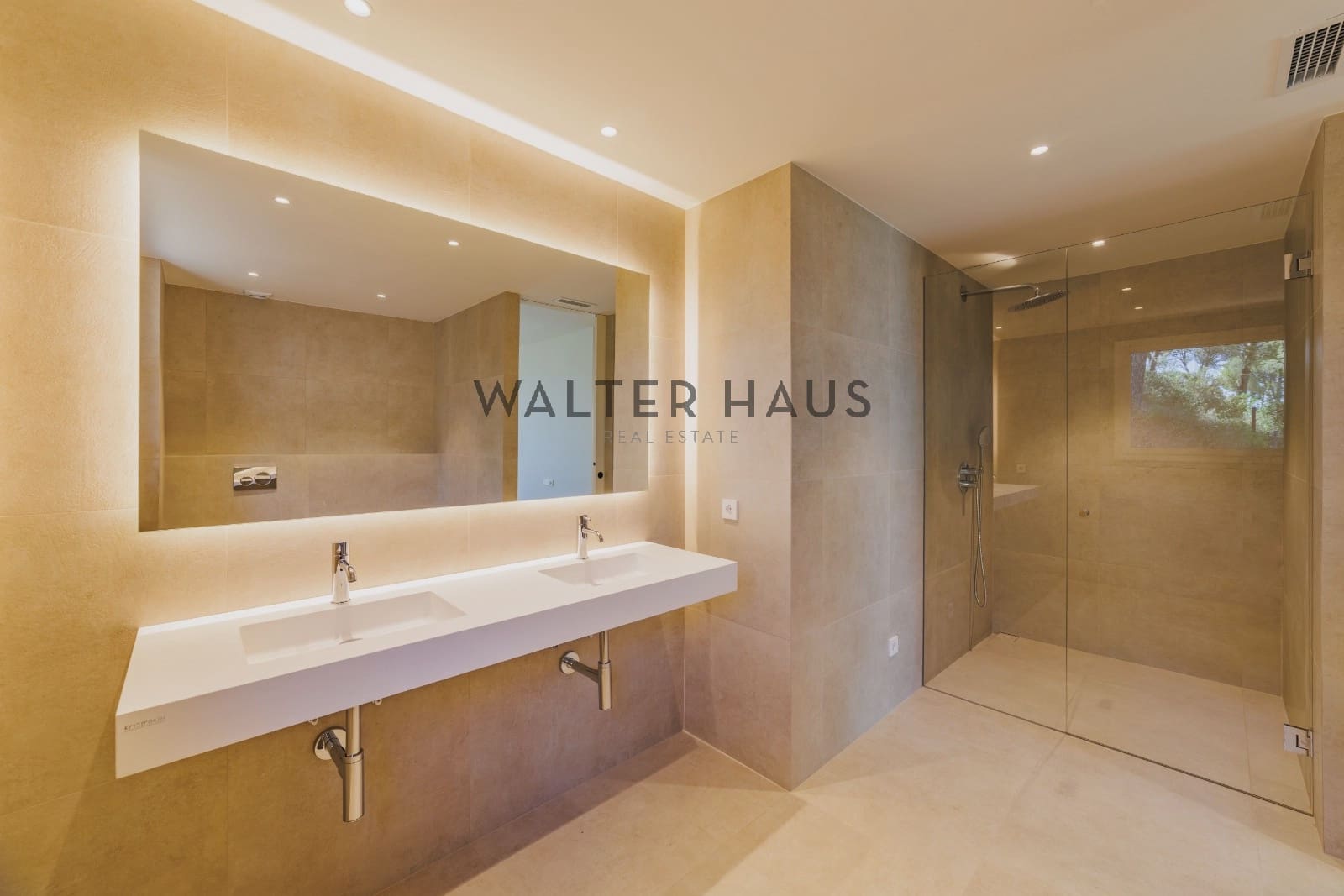 4 bedroom Villa for sale in Begur with pool - € 2,720,000 (Ref: 8451106)