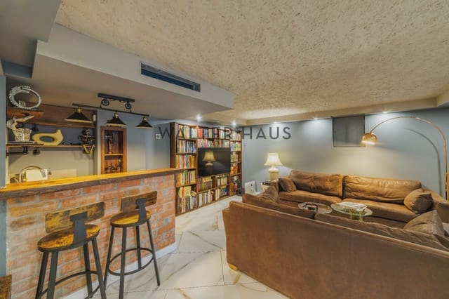 6 bedroom Villa for sale in Calonge i Sant Antoni with pool - € 1,850,000 (Ref: 8461059)