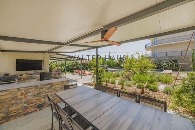 6 bedroom Villa for sale in Calonge i Sant Antoni with pool - € 1,850,000 (Ref: 8461059)