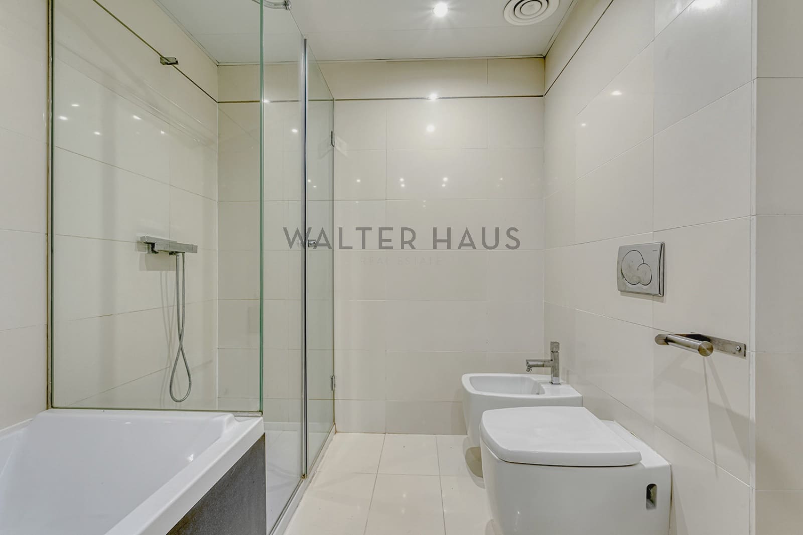 3 bedroom Penthouse for rent in Barcelona city with pool - € 5,700 (Ref: 8475540)