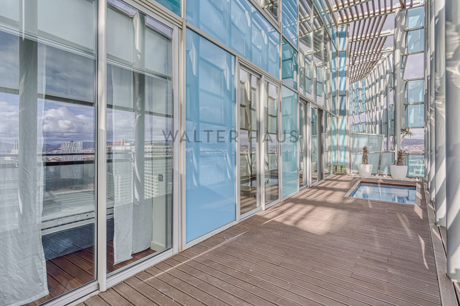 3 bedroom Penthouse for rent in Barcelona city with pool - € 5,700 (Ref: 8475540)